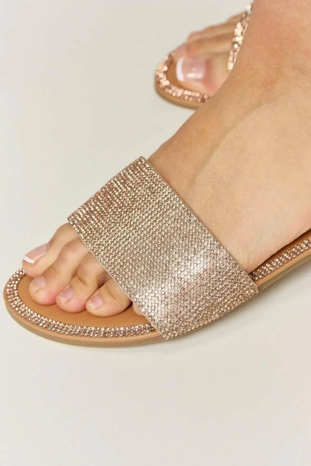 Shimmering rhinestone sandals - Love Salve